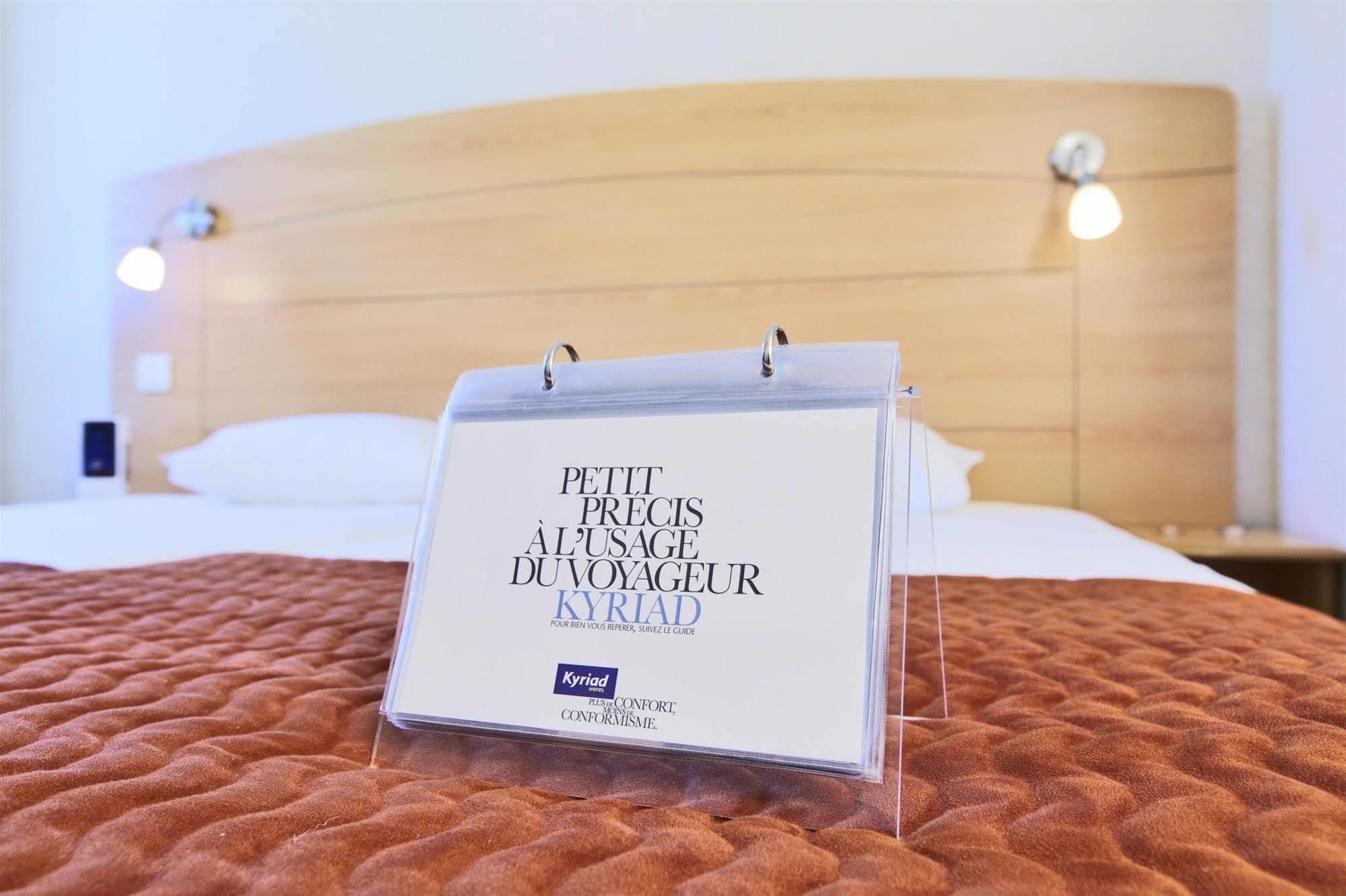 Brit Hotel Marseille Aeroport Mirabeau Eksteriør bilde